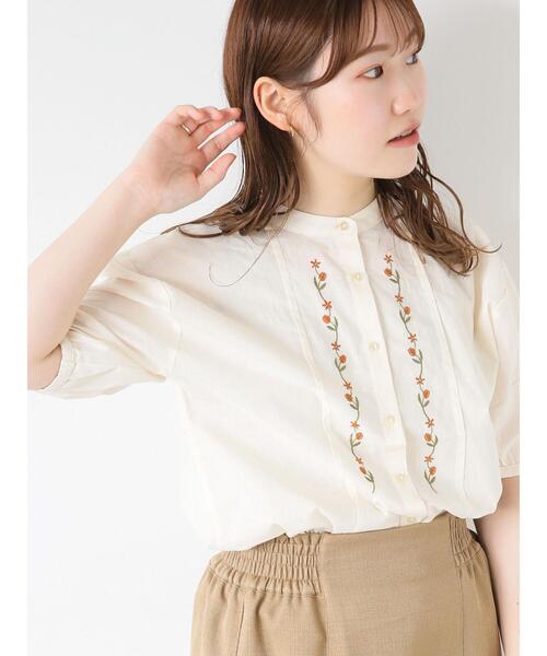 ehka sopo（エヘカソポ）の「◎バンドカラー刺繍ブラウス（シャツ/ブラウス・レディース・グリーン/ブラウン/オフホワイト/キナリ・F）」の2枚目の写真