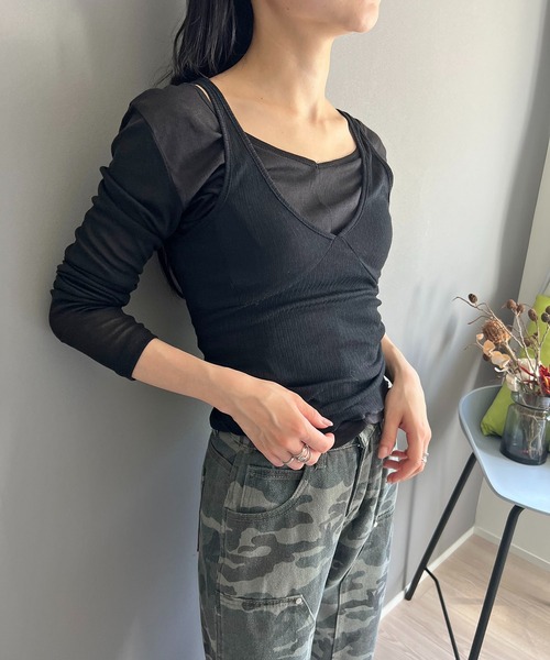 Jewelobe(ジュエローブ)の「セミシアータンクトップ&ロングスリーブトップスセットアップ(Tシャツ/カットソー・レディース・ホワイト/ブラック/カーキ・FREE)」の7枚目の写真
