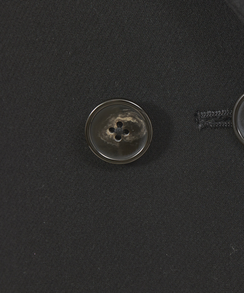 qualite(カリテ)の「【セットアップ対応】ダブルクロスフォルムジャケット(ノーカラージャケット・レディース・ブラック/グレイッシュベージュ・36/38)」の21枚目の写真