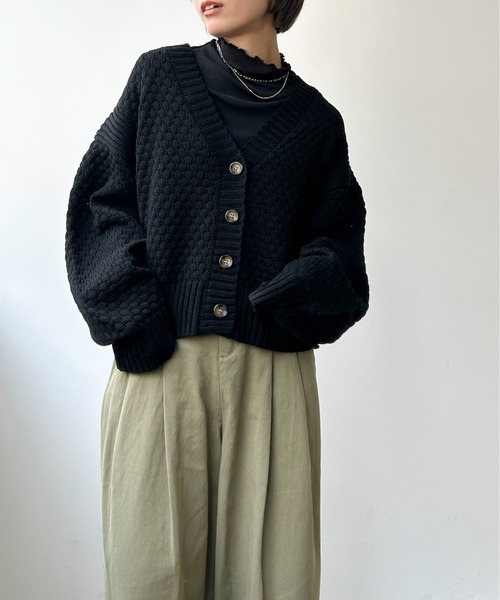 Meli rich（メリーリッチ）の「ポップコーンショート丈カーディガン（カーディガン/ボレロ・レディース・レッド/ブラック/アイボリー/グレー・MEDIUM）」の20枚目の写真