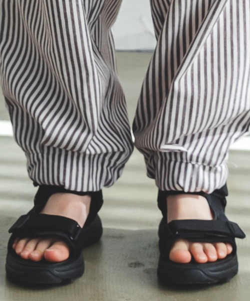 pairmanon（ペアマノン）の「ボリュームワイドバルーンパンツ（その他パンツ・キッズ・ベージュ系その他2/ブルー系その他2・110/90/100）」の3枚目の写真