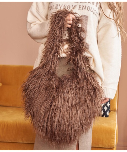 anap mimpi（アナップミンピ）の「シャギーファー ハート ショルダーバッグ（ショルダーバッグ・レディース・ブラウン/ベージュ・FREE）」の8枚目の写真