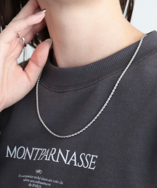 fredy emue(フレディエミュ)の「ステンレススクリューチェーンネックレス ロング(ネックレス・レディース・シルバー/ゴールド・FREE)」の2枚目の写真