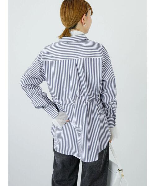 Lugnoncure（ルノンキュール）の「ドロストレギュラーシャツ（シャツ/ブラウス・レディース・ベージュ/オフホワイト/ネイビー・F）」の12枚目の写真