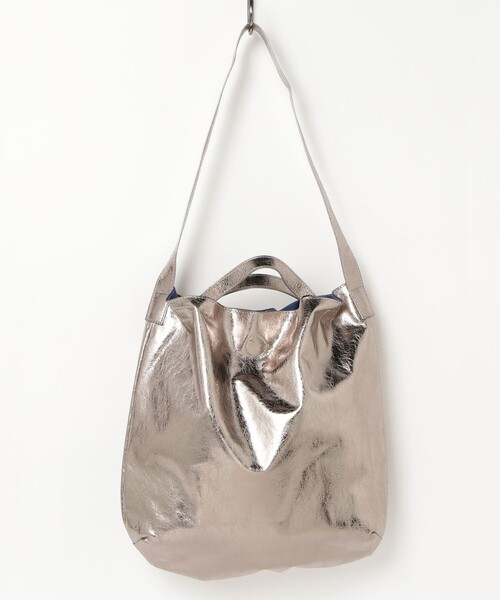 fredy emue(フレディエミュ)の「メタリック2wayホーボーバッグ(ショルダーバッグ・レディース・シルバー/ブロンズ・FREE)」の10枚目の写真