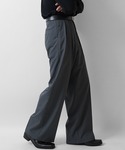 Confirm(コンファーム)の「パンツ(デニムパンツ)」