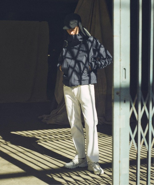 Levi's（リーバイス）の「【LEVI’S(R)/リーバイス(R)】別注 501(R)  WHITE L28（デニムパンツ・メンズ・ホワイト・29/36/31/30/28/38/34/32/33）」の2枚目の写真