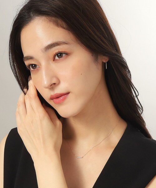 COCOSHNIK(ココシュニック)の「K10ダイヤモンド レクタングル ピアス(ピアス(両耳用)・レディース・イエローゴールド・00)」の6枚目の写真