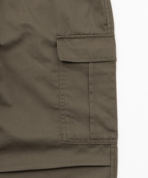NAVY（ネイビー）の「NAVY 6ポケット カーゴパンツ（カーゴパンツ・レディース・カーキ/ライトインディゴブルー/ブラック・M/L）」の14枚目の写真
