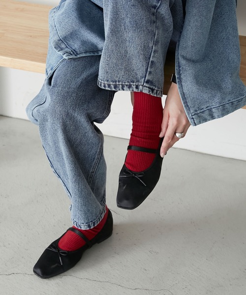 BONLECILL（ボンルシール）の「【シューズバッグ付き】アソートポータブルリボンバレエシューズ（バレエシューズ・レディース・アイボリー/ブラック/ブラック系1/レッド・XL/L/M/S）」の21枚目の写真