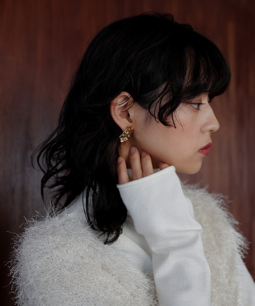 hellam(へラム)の「バンプリボンピアス(ピアス(両耳用)・レディース・シルバー/ゴールド・FREE)」の3枚目の写真