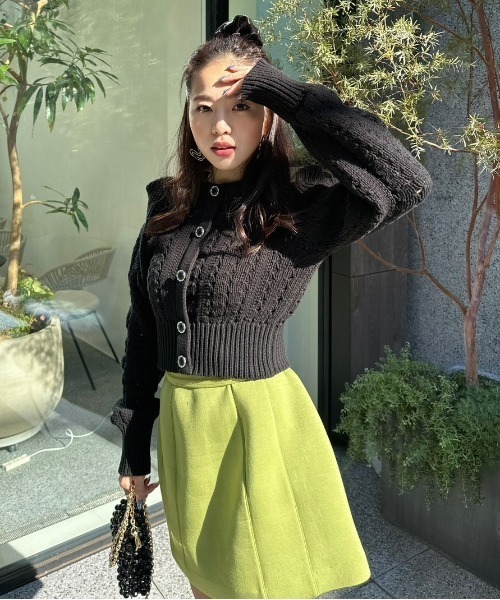 rienda(リエンダ)の「ラウンドフォルムハイウエストミニスコートショートパンツ(スカート・レディース・ブラック/ライム/ホワイト・SMALL/X-SMALL/MEDIUM)」の18枚目の写真