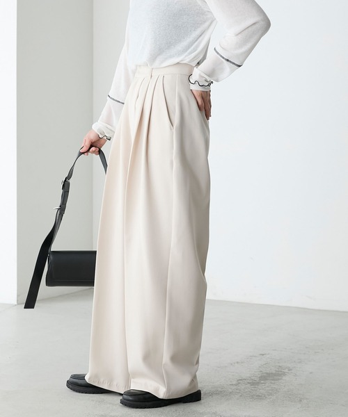 forksy.(フォルクシー)の「【forksy.】3タックボリュームスラックスパンツ(スラックス・レディース・アイボリー/グレイッシュベージュ/ネイビー/杢グレー・L/M/S)」の15枚目の写真