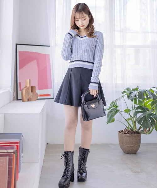 clear（クリア）の「ケーブル編みVネック長袖ショート丈ニットトップス≪2024SS新作≫（ニット/セーター・レディース・アイボリー/グレー/ピンク・F）」の12枚目の写真