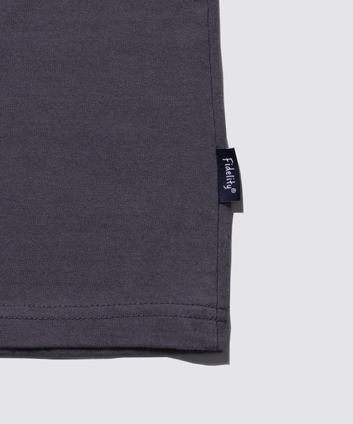 FIDELITY(フィデリティ)の「POSTER ART S/S TEE / 半袖プリントTシャツ(Tシャツ/カットソー・メンズ・ブラック/オフホワイト/グレー・X-LARGE/LARGE/MEDIUM)」の4枚目の写真