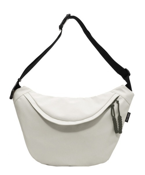 ANA 限定品 ポーター 三日月 ムーン ショルダーバッグ 軽量 ロゴ 大容量 ANA 限定品 ポーター 三日月 ムーン ショルダーバッグ 軽量 ロゴ