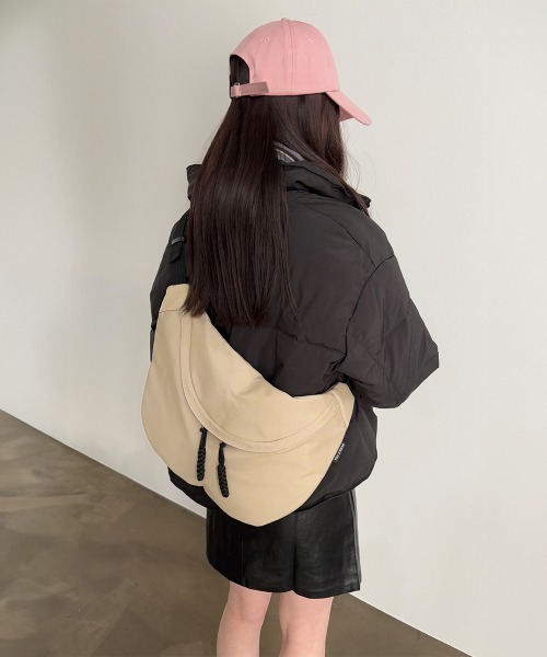 Miniministore（ミニミニストア）の「ホーボーバッグ 三日月型ショルダーバッグ（ショルダーバッグ・レディース・レッド/オフホワイト/ブラック/ベージュ/アイボリー・FREE）」の21枚目の写真