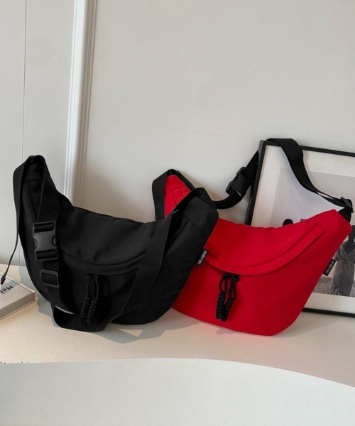 Miniministore（ミニミニストア）の「ホーボーバッグ 三日月型ショルダーバッグ（ショルダーバッグ・レディース・レッド/オフホワイト/ブラック/ベージュ/アイボリー・FREE）」の19枚目の写真