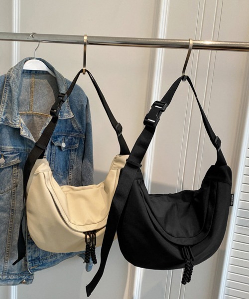 Miniministore（ミニミニストア）の「ホーボーバッグ 三日月型ショルダーバッグ（ショルダーバッグ・レディース・レッド/オフホワイト/ブラック/ベージュ/アイボリー・FREE）」の18枚目の写真