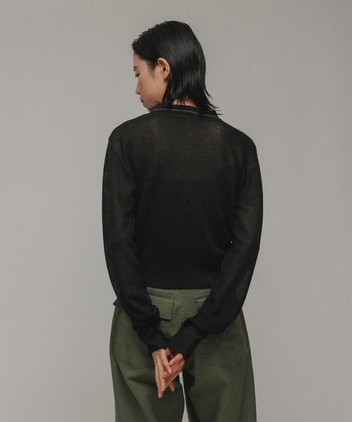 M TO R（ムウトアール）の「［TOPS］POLO SHEER CROPPED TOPS（ポロシャツ・レディース・ブラック/レッド/ホワイト・42/40/38）」の8枚目の写真