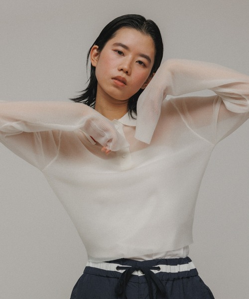 M TO R（ムウトアール）の「［TOPS］POLO SHEER CROPPED TOPS（ポロシャツ・レディース・ブラック/レッド/ホワイト・42/40/38）」の11枚目の写真