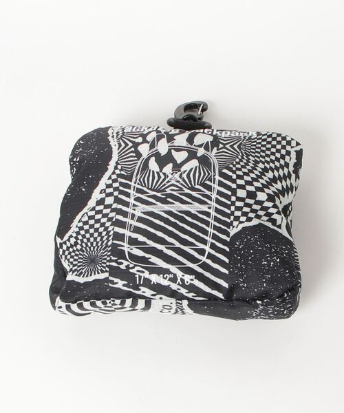 VOLCOM（ボルコム）の「【VOLCOM】 BT Lightweight Packable Backpa（バックパック/リュック・メンズ・ホワイト・ONESIZE）」の5枚目の写真