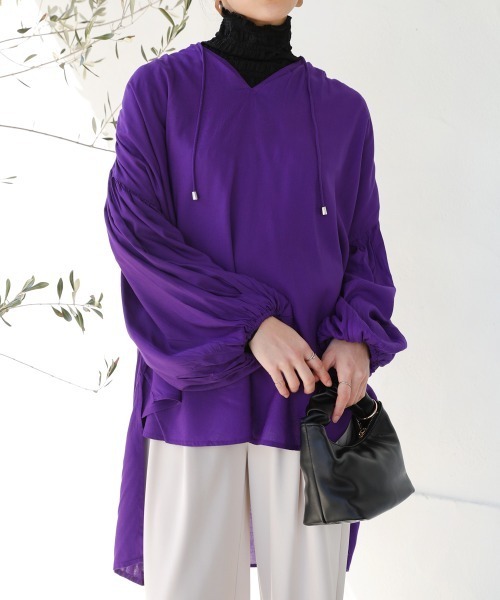 Bou Jeloud（ブージュルード）の「クールタッチレーヨンボリュームスリーブチュニック（チュニック・レディース・ベージュ/パープル/ブラック・38）」の3枚目の写真