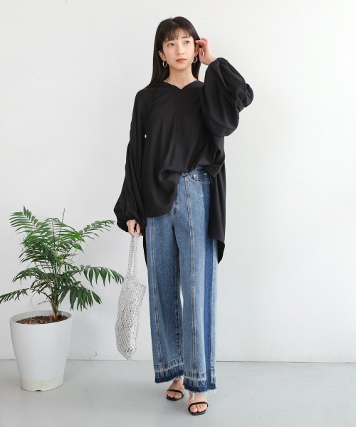 Bou Jeloud（ブージュルード）の「クールタッチレーヨンボリュームスリーブチュニック（チュニック・レディース・ベージュ/パープル/ブラック・38）」の11枚目の写真