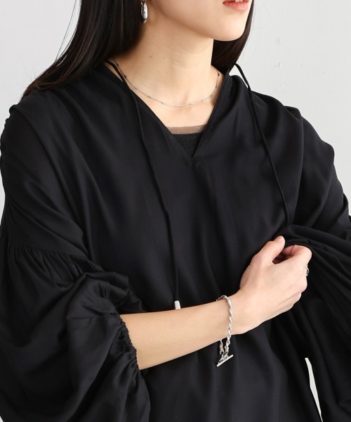 Bou Jeloud（ブージュルード）の「クールタッチレーヨンボリュームスリーブチュニック（チュニック・レディース・ベージュ/パープル/ブラック・38）」の12枚目の写真