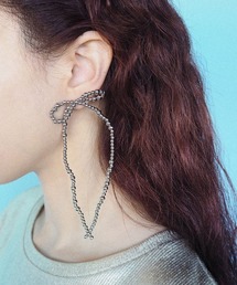 Casselini(キャセリーニ)メタルビーズリボンピアス