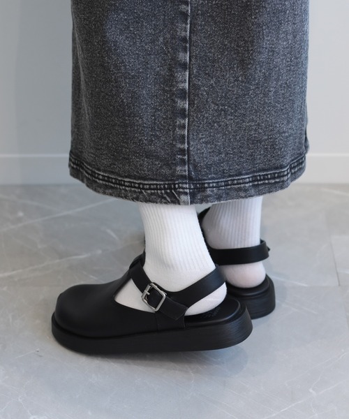 shoes365(シューズスリーシックスファイヴ)の「【shoes365】Tストラップ 厚底メリージェーンシューズ(バレエシューズ・レディース・オフホワイト/ブラック・25.0cm/23.0cm/23.5cm/24.0cm/24.5cm/22.5㎝)」の14枚目の写真