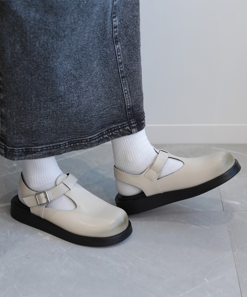 shoes365(シューズスリーシックスファイヴ)の「【shoes365】Tストラップ 厚底メリージェーンシューズ(バレエシューズ・レディース・オフホワイト/ブラック・25.0cm/23.0cm/23.5cm/24.0cm/24.5cm/22.5㎝)」の11枚目の写真
