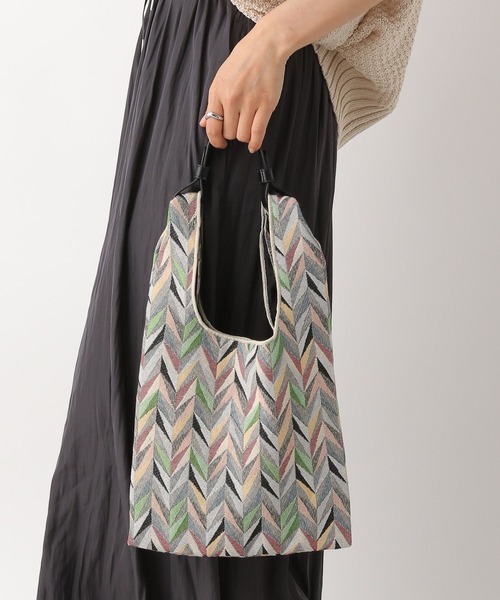 LEPSIM（レプシィム）の「ジャガードマルシェバッグ　110682（ハンドバッグ・レディース・ブラック系その他/ホワイト系その他・ONE SIZE）」の5枚目の写真