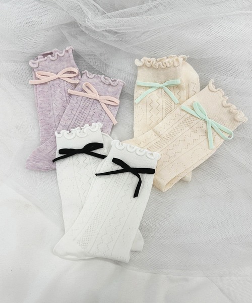 apres jour(アプレジュール)の「【apres jour×ARIAZ】リボン付きメロウソックス(ソックス/靴下・レディース・ブラック系その他/ピンク系その他/ブルー系その他・FREE)」の4枚目の写真
