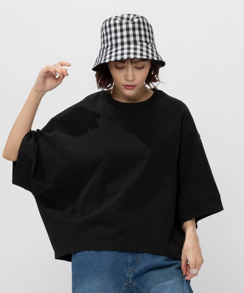 BACK NUMBER(バックナンバー)の「BACK NUMBER(バックナンバー)変形ビッグシルエット半袖Tシャツ(Tシャツ/カットソー・レディース・オフホワイト/ライラック/ブラック・M/L/XL)」の3枚目の写真