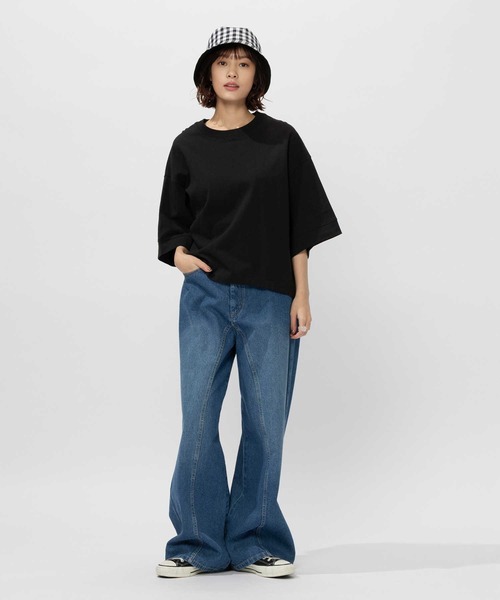 BACK NUMBER(バックナンバー)の「BACK NUMBER(バックナンバー)変形ビッグシルエット半袖Tシャツ(Tシャツ/カットソー・レディース・オフホワイト/ライラック/ブラック・M/L/XL)」の6枚目の写真
