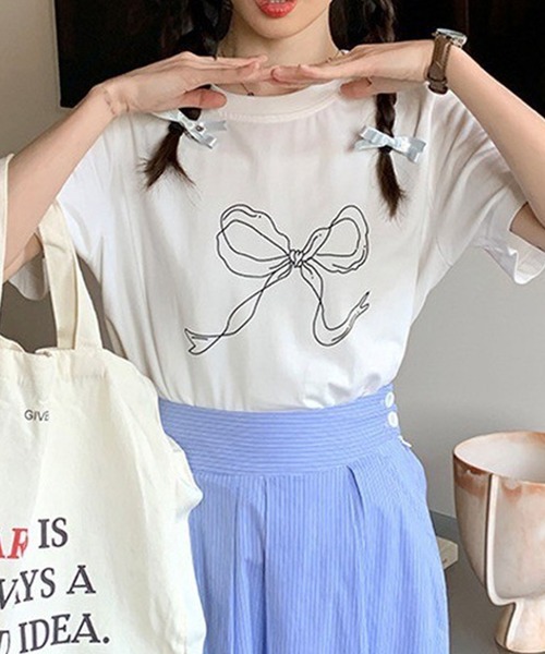 leune(ルネ)の「リボンプリントTシャツ(Tシャツ/カットソー・レディース・オフホワイト/ブラック・FREE)」の8枚目の写真