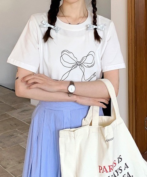 leune(ルネ)の「リボンプリントTシャツ(Tシャツ/カットソー・レディース・オフホワイト/ブラック・FREE)」の11枚目の写真