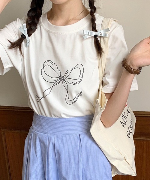 leune(ルネ)の「リボンプリントTシャツ(Tシャツ/カットソー・レディース・オフホワイト/ブラック・FREE)」の13枚目の写真