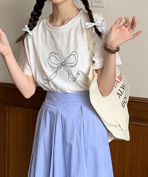 leune(ルネ)の「リボンプリントTシャツ(Tシャツ/カットソー・レディース・オフホワイト/ブラック・FREE)」の14枚目の写真