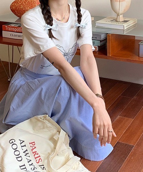 leune(ルネ)の「リボンプリントTシャツ(Tシャツ/カットソー・レディース・オフホワイト/ブラック・FREE)」の16枚目の写真