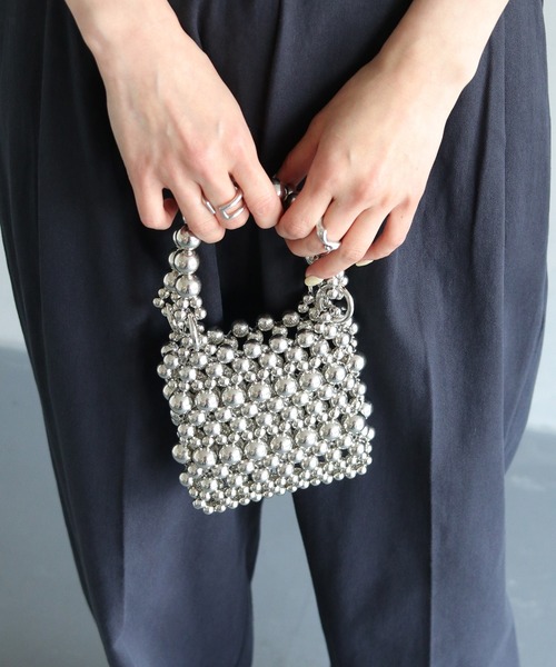 cheriella（シェリエラ）の「【cheriella】2WAYパールミニバッグ（ハンドバッグ・レディース・ブラック/アイボリー/シルバー・ONESIZE）」の16枚目の写真