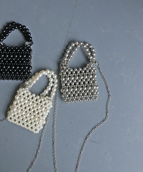 cheriella（シェリエラ）の「【cheriella】2WAYパールミニバッグ（ハンドバッグ・レディース・ブラック/アイボリー/シルバー・ONESIZE）」の8枚目の写真