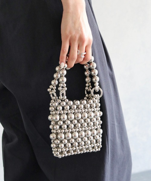 cheriella（シェリエラ）の「【cheriella】2WAYパールミニバッグ（ハンドバッグ・レディース・ブラック/アイボリー/シルバー・ONESIZE）」の18枚目の写真