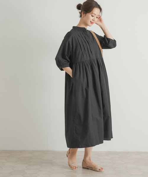URBAN RESEARCH DOORS(アーバンリサーチドアーズ)の「ピンタックウエスト切替ワンピース(ワンピース・レディース・ブラック/ブルー・MEDIUM)」の5枚目の写真