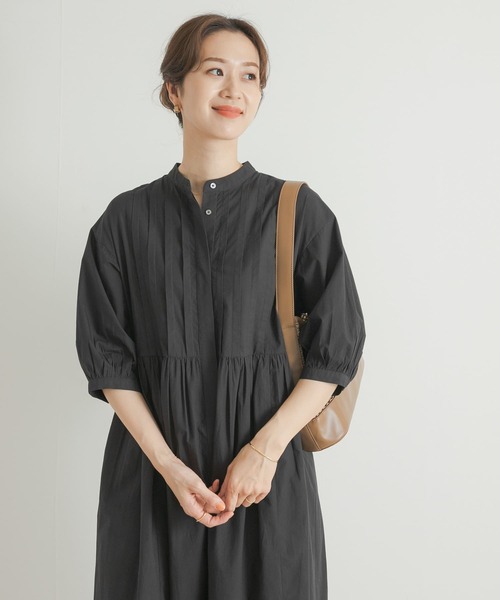 URBAN RESEARCH DOORS(アーバンリサーチドアーズ)の「ピンタックウエスト切替ワンピース(ワンピース・レディース・ブラック/ブルー・MEDIUM)」の10枚目の写真