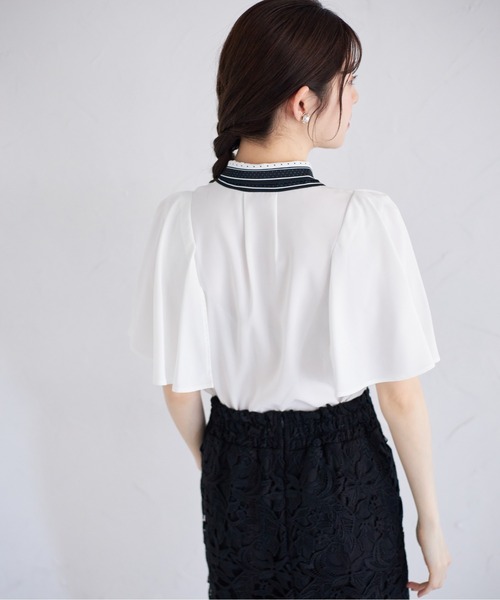tocco closet(トッコ クローゼット)の「ベネシャンプリントスカーフボウタイブラウス(シャツ/ブラウス・レディース・ライトベージュ/オフホワイト・M)」の6枚目の写真