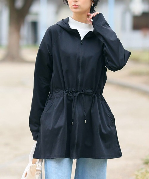 itto...(イット)の「【素早く乾いてさらっと快適!UVカット(UPF50+)&速乾&接触冷感&洗濯OK】DRYタッチ指穴付きロング丈ジップアップパーカー(パーカー・レディース・チャコール/ミント/ブラック/オフホワイト/サンドベージュ・M-L/L-XL)」の12枚目の写真