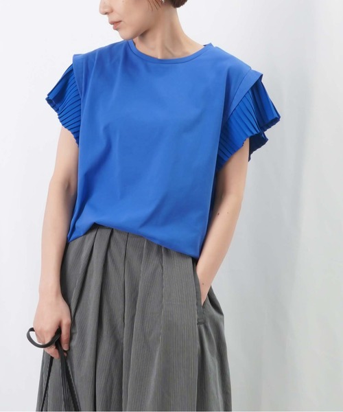 LUCA/LADY LUCK LUCA(ルカ/レディラックルカ)の「LC/LLL 袖プリーツトップス / プリーツデザインTシャツ(Tシャツ/カットソー・レディース・ブラック/ベージュ/ブルー/オフホワイト・FREE)」の4枚目の写真