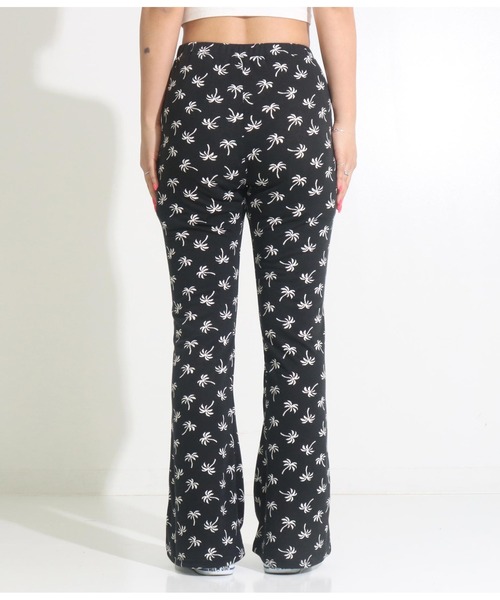 anap mimpi（アナップミンピ）の「パームツリー柄 フレアパンツ（その他パンツ・レディース・ブラック・FREE）」の13枚目の写真